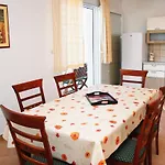 Mastrinka 1005a