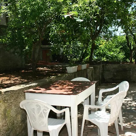 Mastrinka 1005a Apartment *
